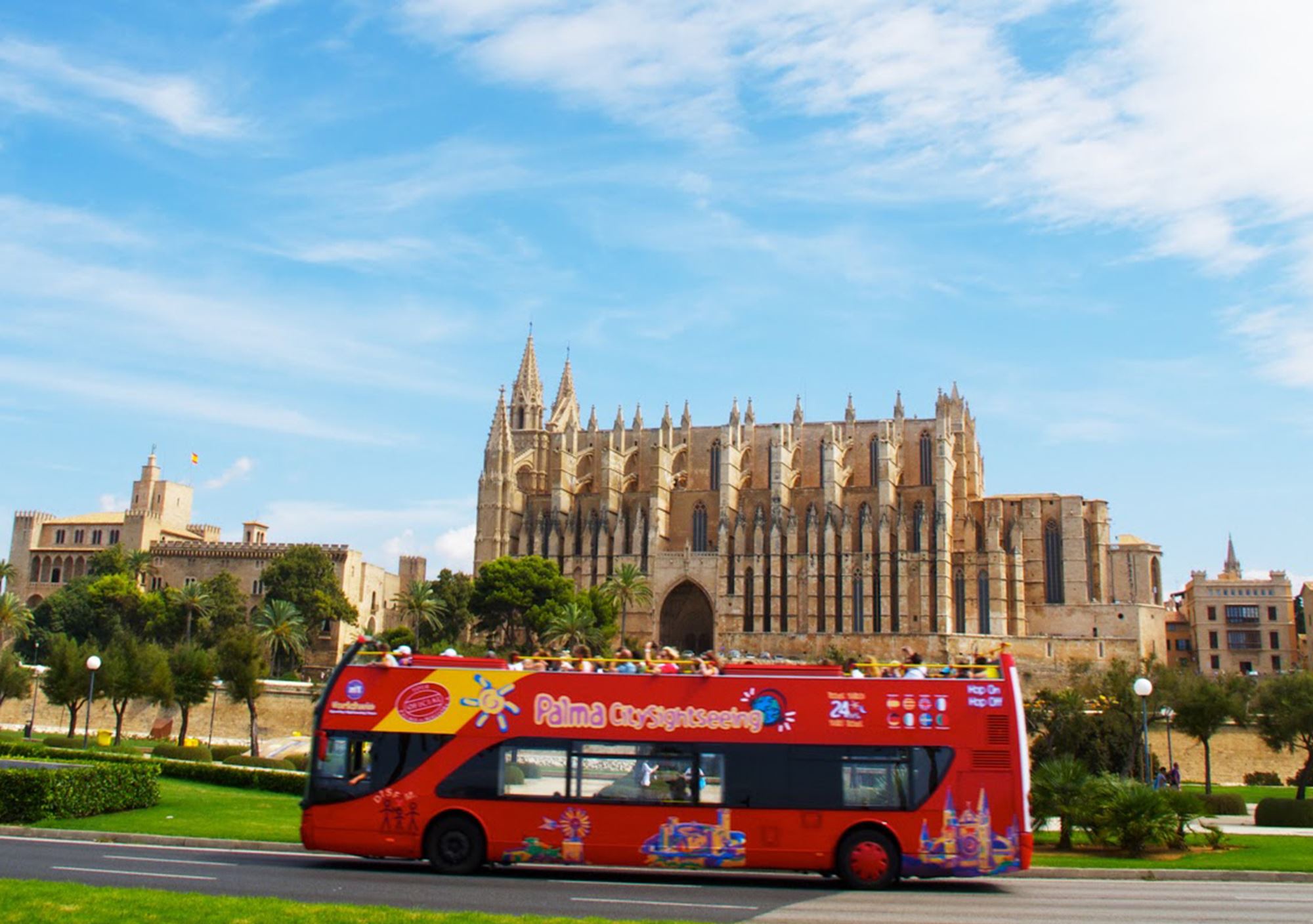 réservations réserver acheter visites guidées tours Bus Touristique City Sightseeing Palma de Mallorca billets visiter